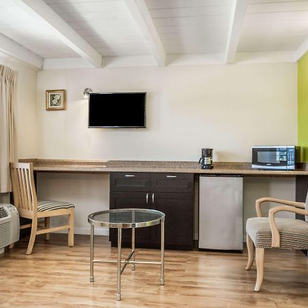 Travelodge By Wyndham Fairfield/Napa Valley Eksteriør bilde